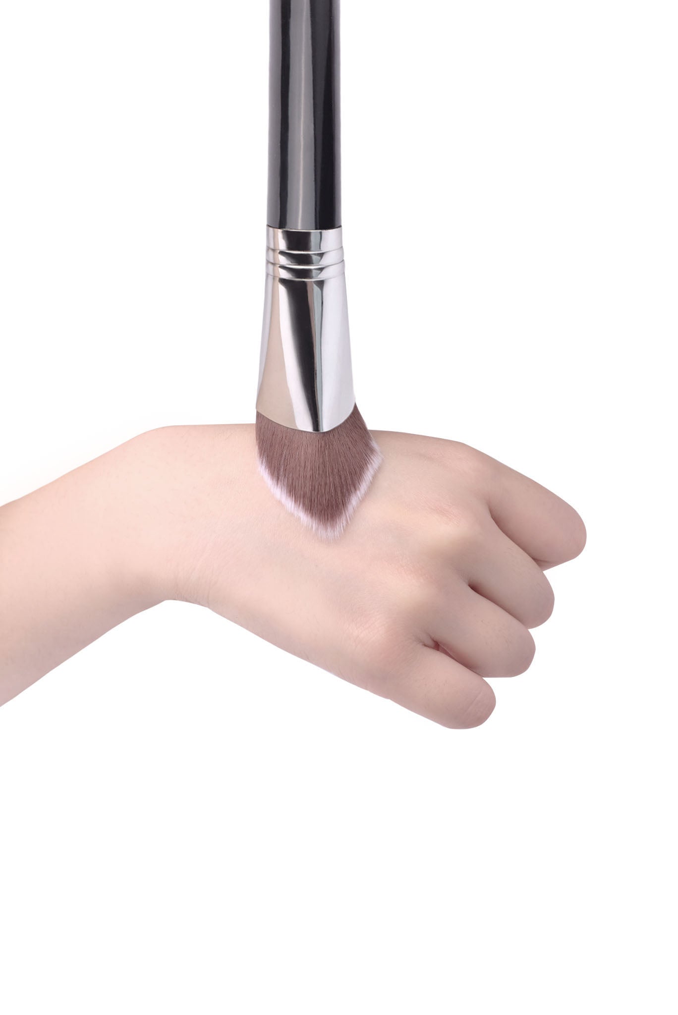 CatMoz トライアングラー ファンデーションブラシ|高密度PBT 熊野仕上げ