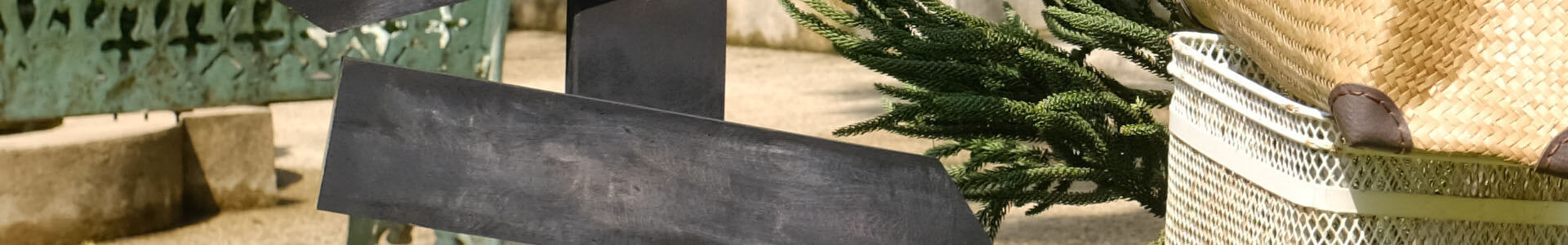 ハートネックトップスの着こなし特集（大人フェミニンな秋コーデ）